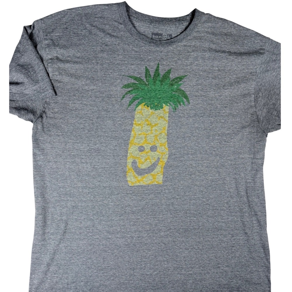 Sanuk Mens Graphic Tee Gray Heather Smiling Pineapple Short Sleeve Shirt XL